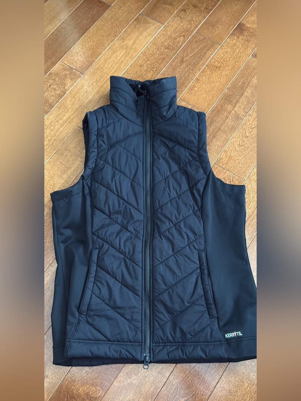 Kerrits Riding Vest - Black Quilted Zip-Up Vest with High Collar (size M)